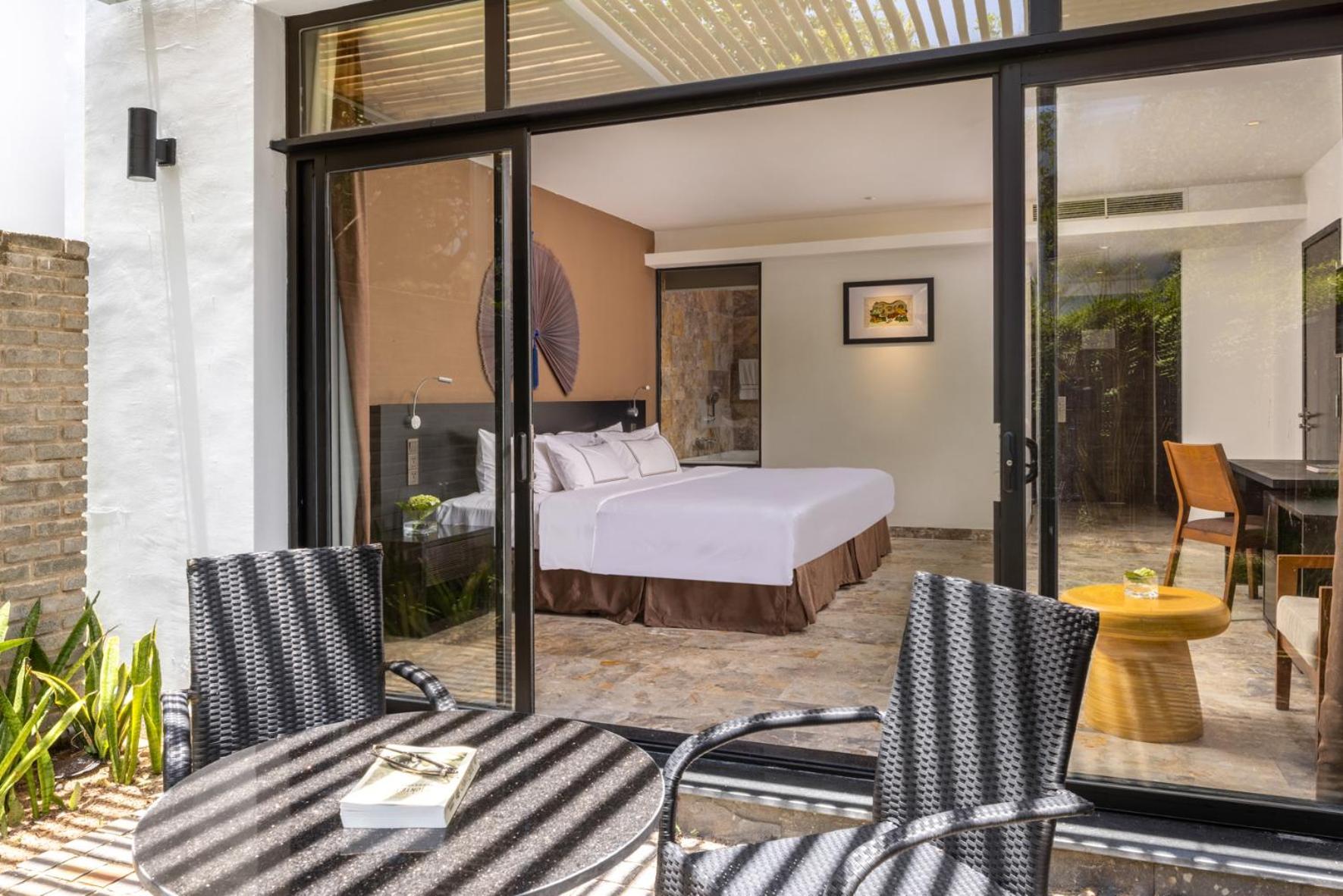 The Level Two Bedrooms with Terrace and Lounge benefits